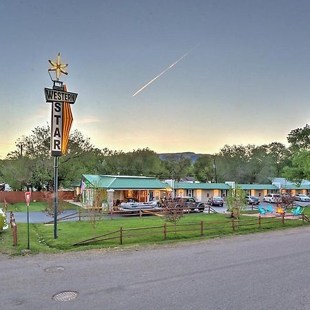 Western Star Inn Rifle Exterior foto